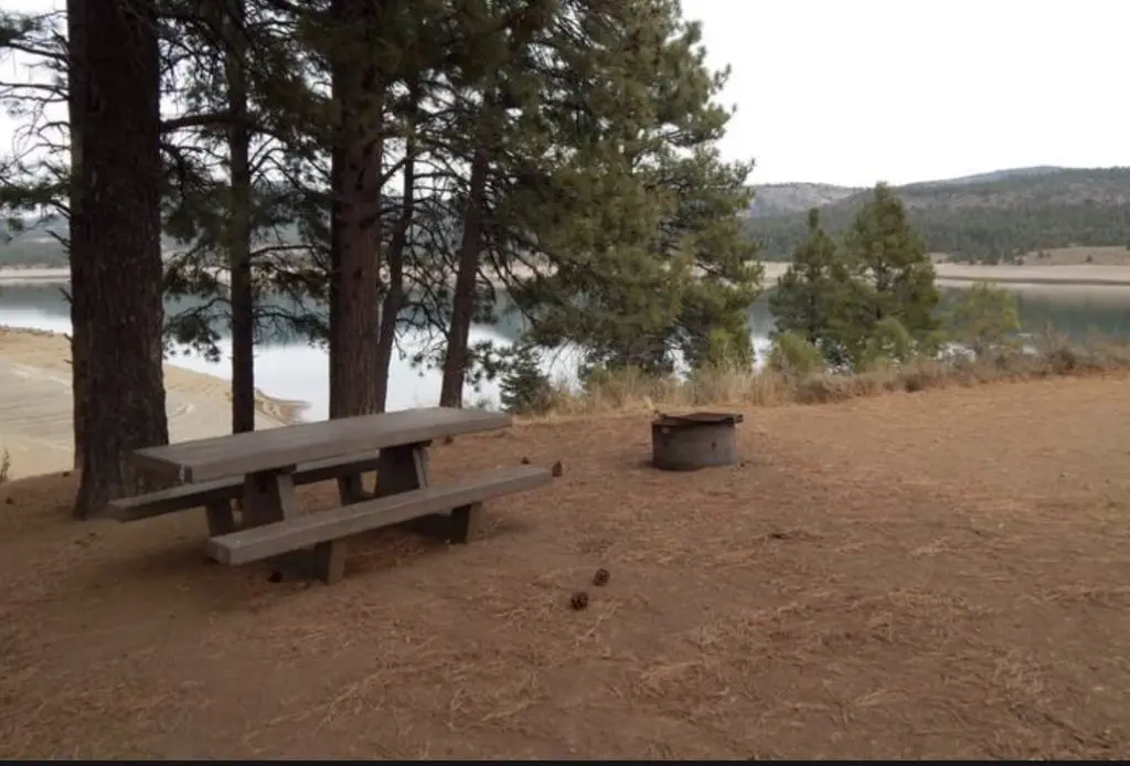 Boca Rest Campground - Tahoe National Forest Camping