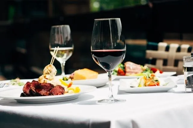 Jake’s on the Lake Tahoe City offers lakeside view dining