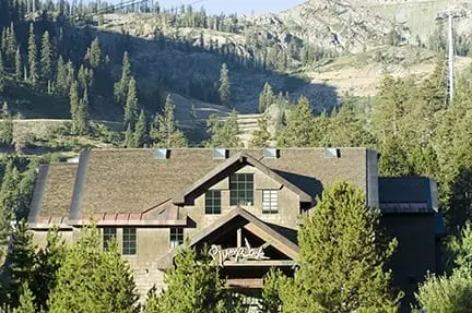 Exterior building shot of Plumpjack Inn