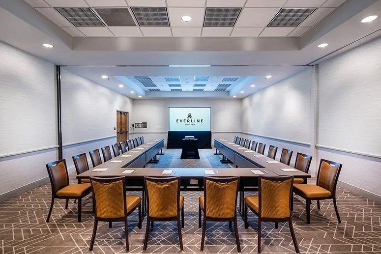 Everline Resort & Spa Lake Tahoe meeting room