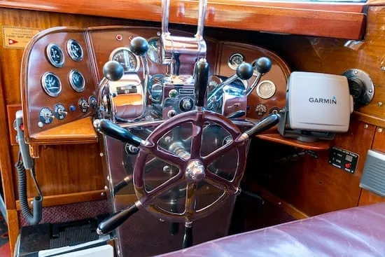 Early technology and luxury at Thunderbird Lodge
