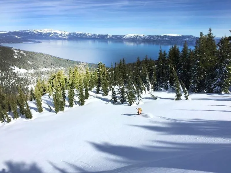 Enjoy these amazing North Lake Tahoe resorts!
