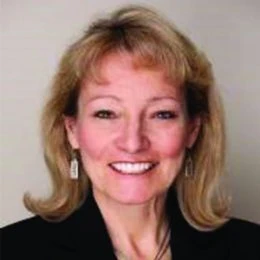 Denise Cmiel headshot