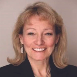Denise Cmiel headshot