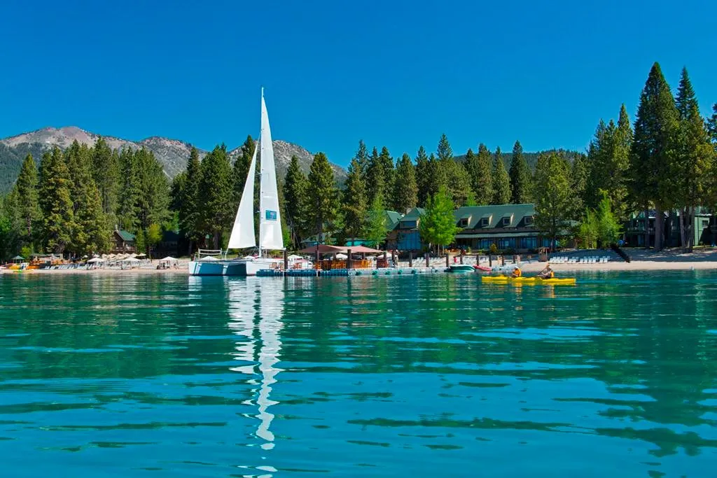 Sailboat in North Lake Tahoe
