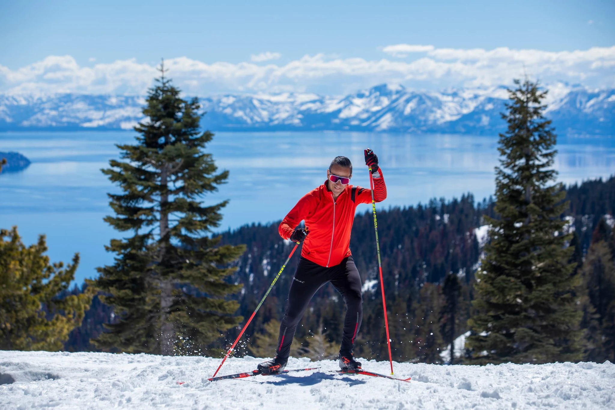 Woman cross country skiing in Lake Tahoe 