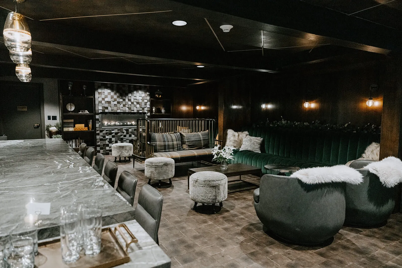 Interior shot of the bar at the incline village resort