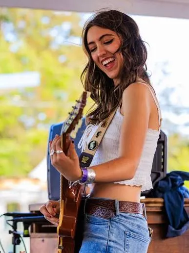 Bella Rayne